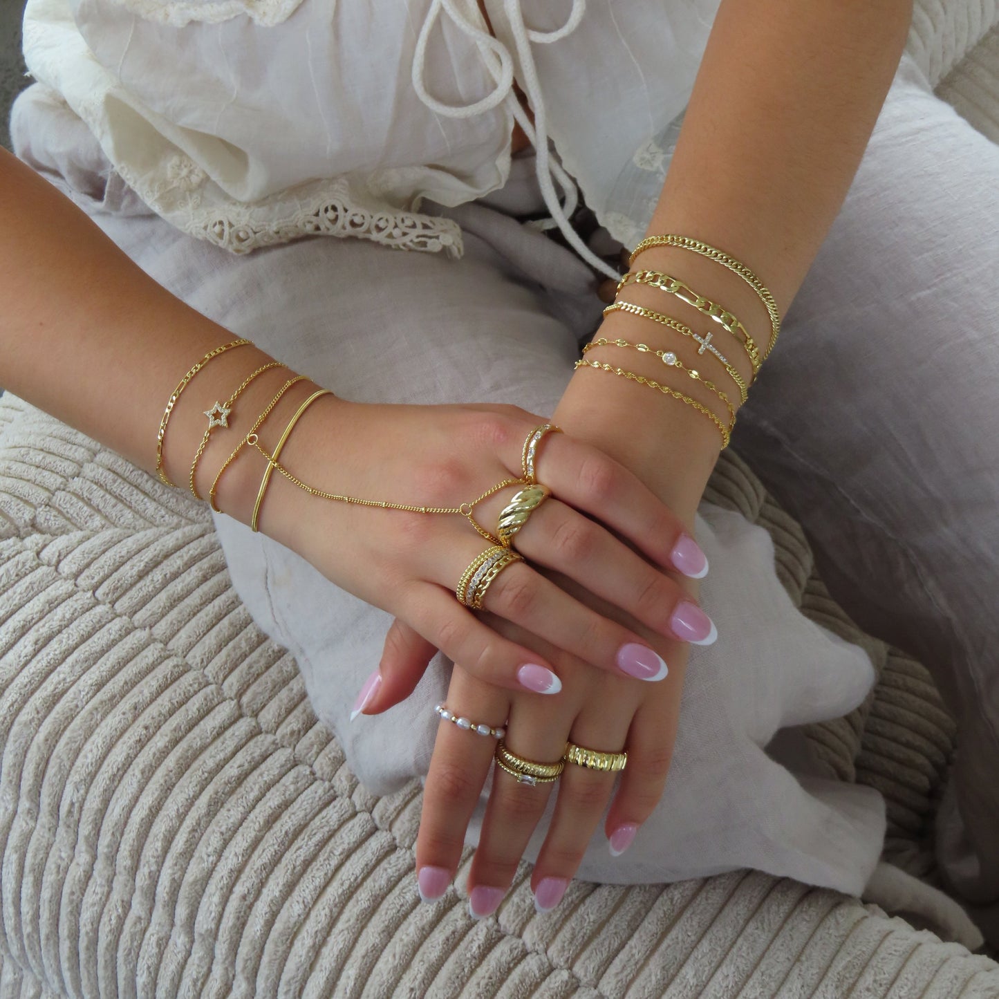 Corfu Hand Chain