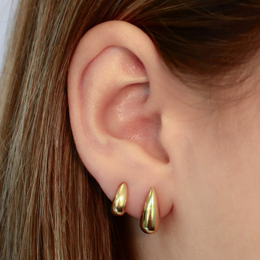 Kiss & Tell 2 Piece Earrings Set